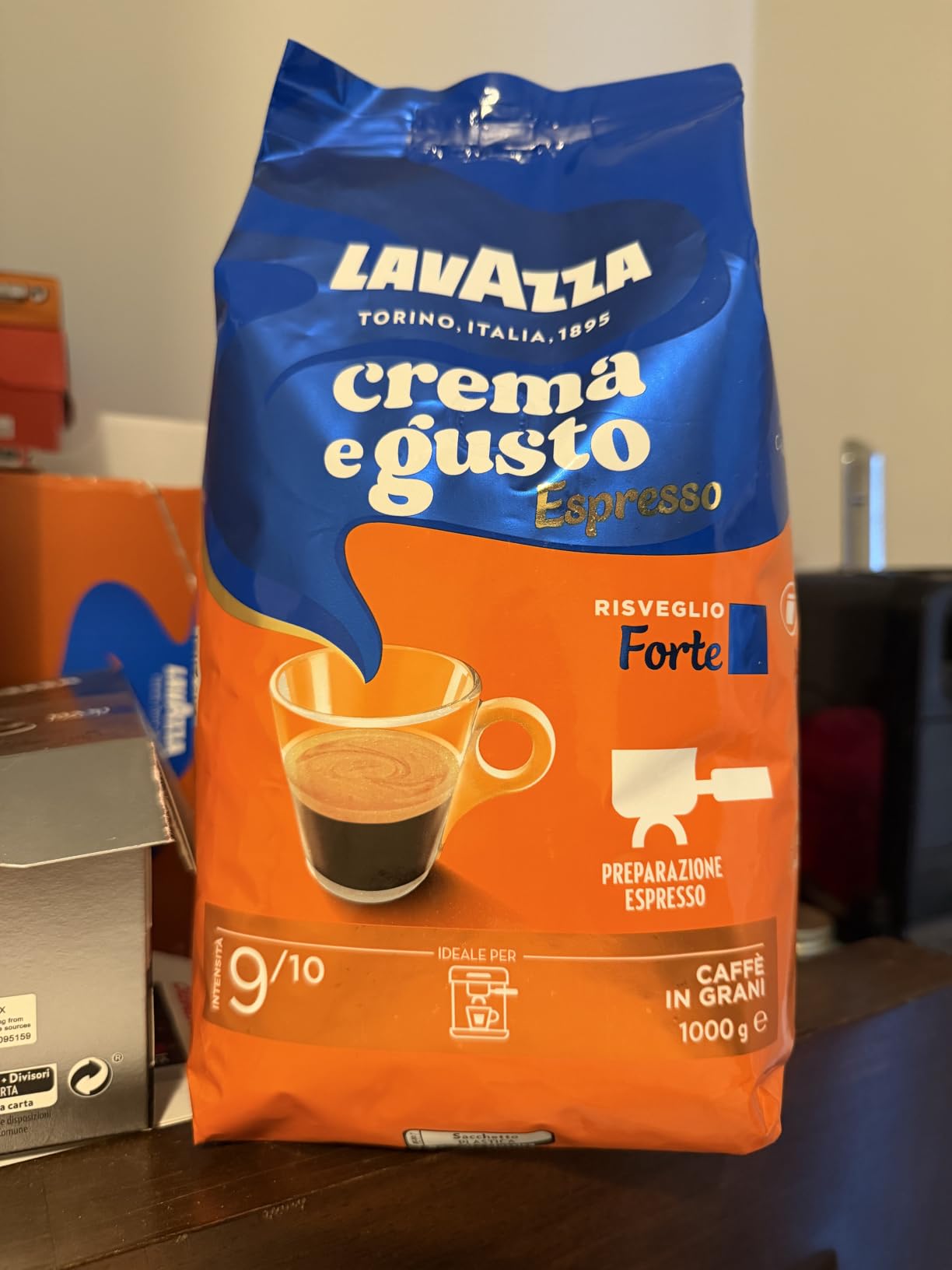 Lavazza Crema e Gusto Forte caffè in grani 1 kg spezie intenso