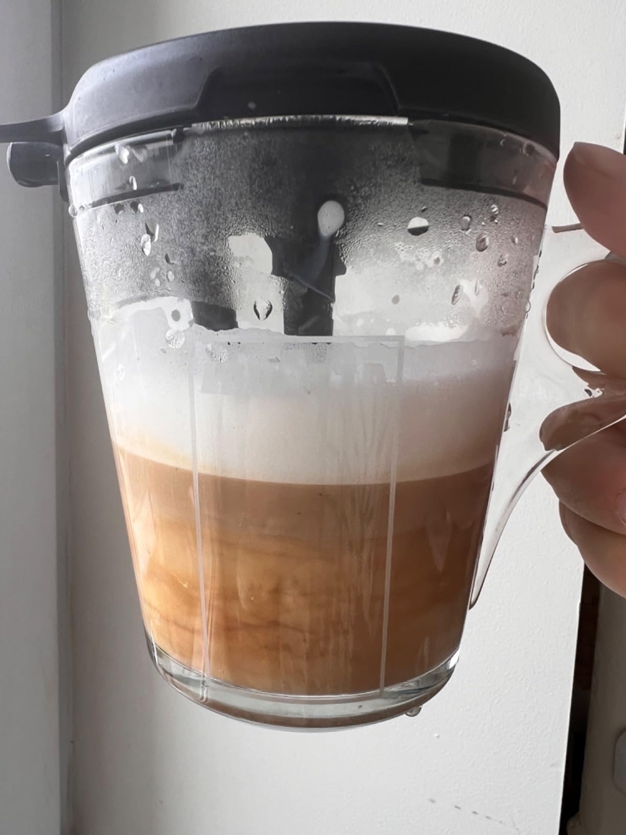 Lavazza A Modo Mio Deséa macchina caffè nera capsule latte